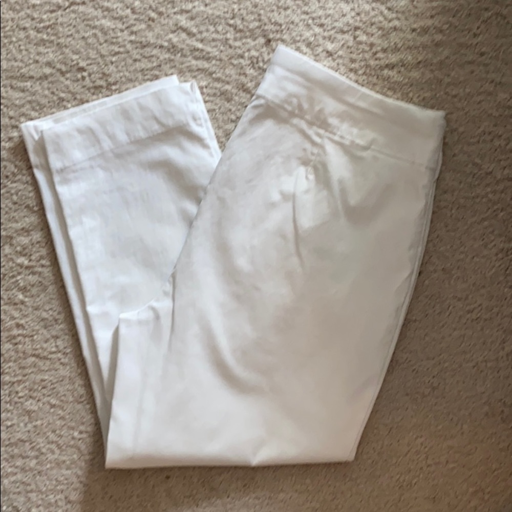 White cropped pull on pants. Size 12. EUC.
